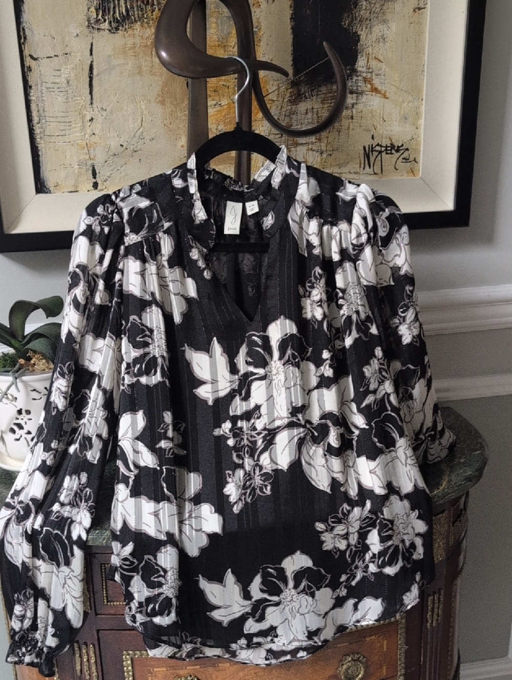 Joie Size M Black And White Blouse. EUC